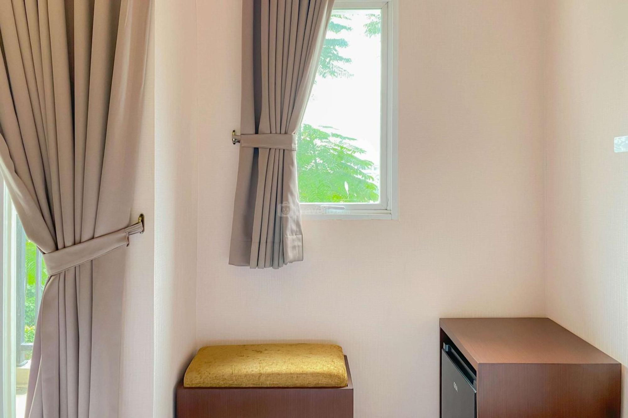 Well Design And Homey Signature Park Grande By Travelio Jakarta
