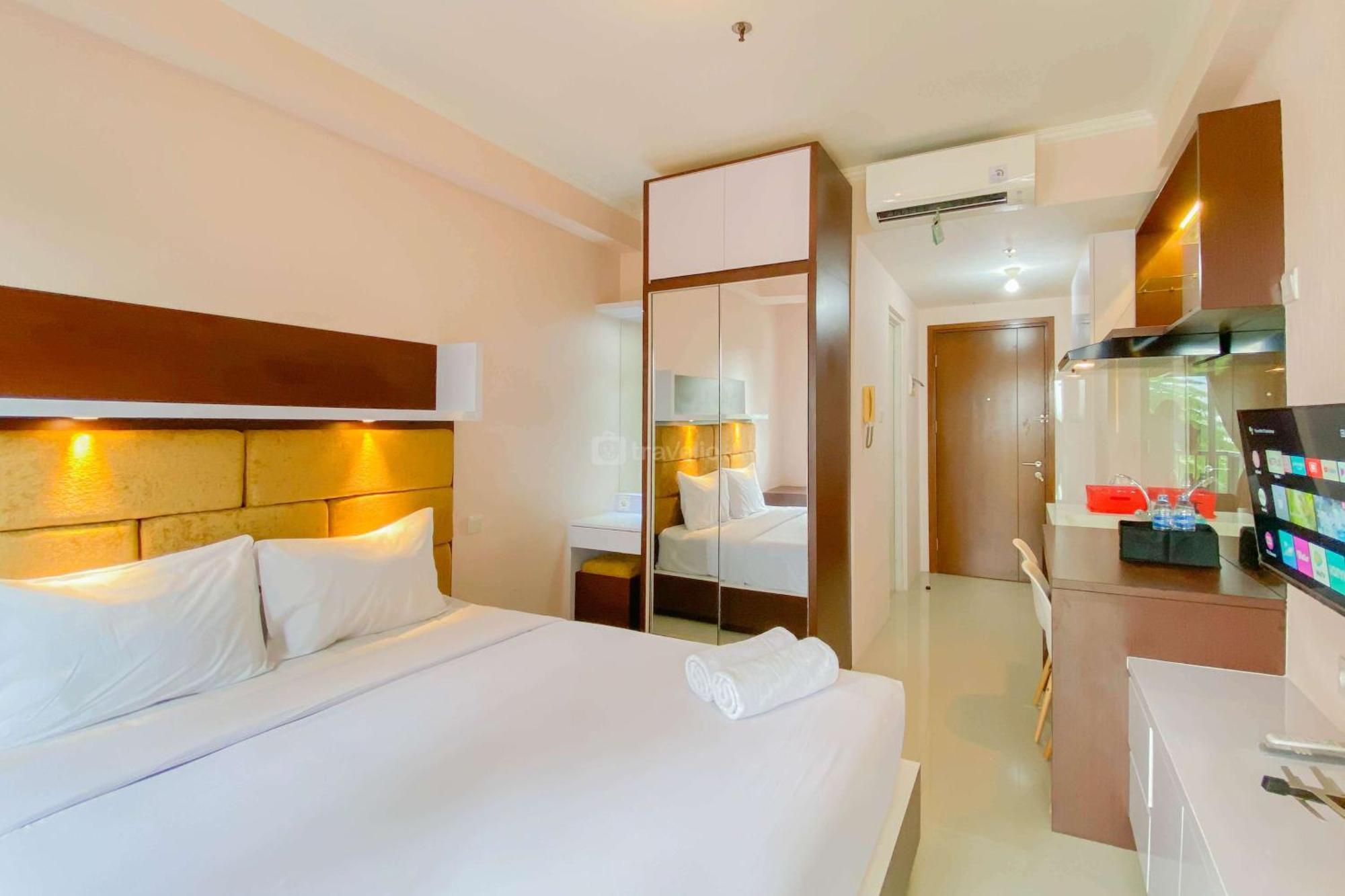 Well Design And Homey Signature Park Grande By Travelio