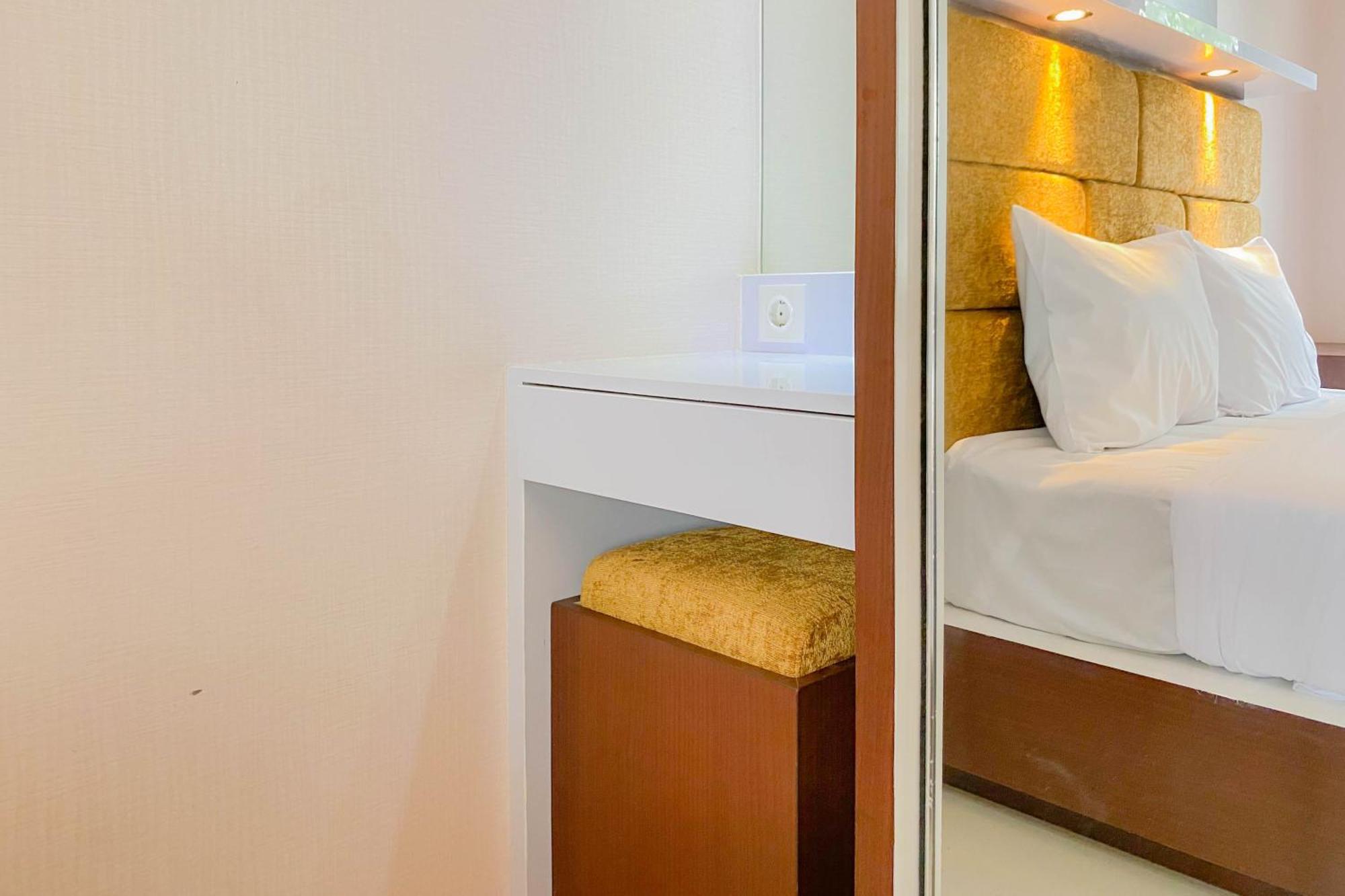 Well Design And Homey Signature Park Grande By Travelio Apartment Jakarta